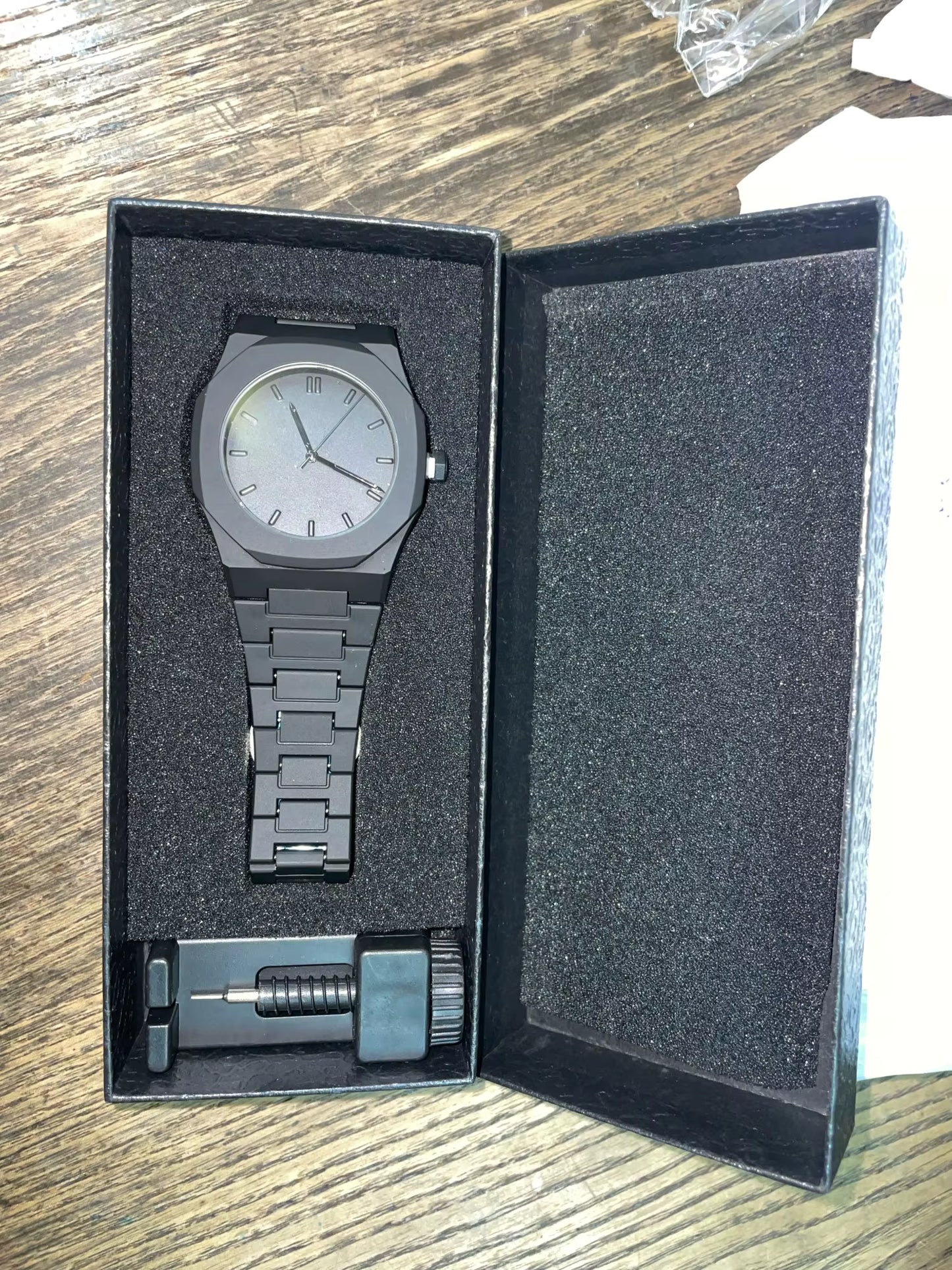 Montre Sport Moderne Étanche 2025
